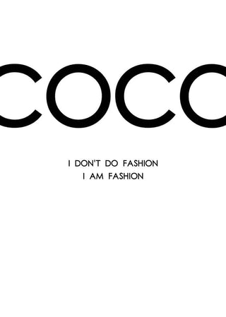 Minimalist Klassisk Coco Chanel poster with bold "COCO" text and quote: "I don't do fashion, I am fashion."